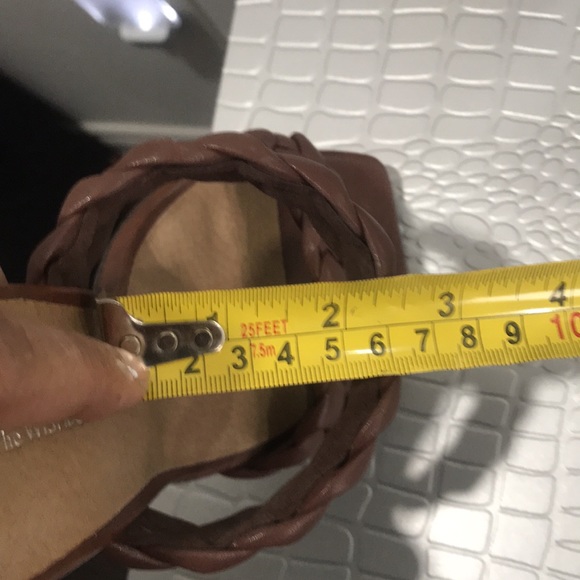 New! Wishbone Shoes - Picture 11 of 13